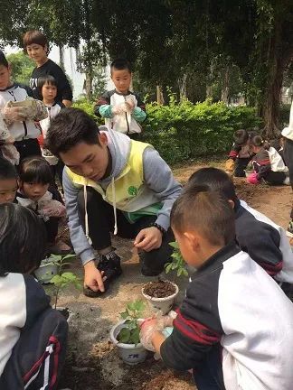 【植树节活动 】茁壮成长的小树苗(图2)